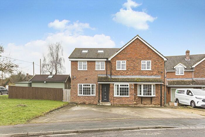 4 Bedroom Detached House For Sale In Rectory Close, Marsh Gibbon, OX27