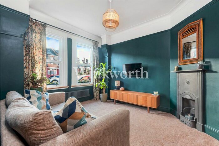 3 Bedroom Terraced House To Rent In Hewitt Avenue, London, N22