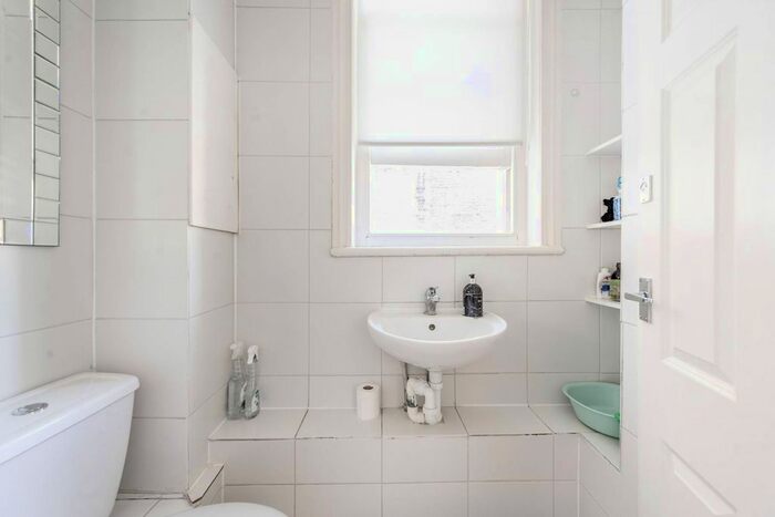 Studio To Rent In Elvaston Place, South Kensington, London, SW7