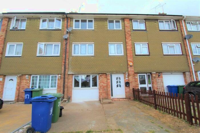 4 Bedroom Terraced House To Rent In Godman Road, Grays, RM16