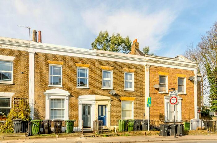 1 Bedroom Flat To Rent In Florence Road, New Cross, London, SE14