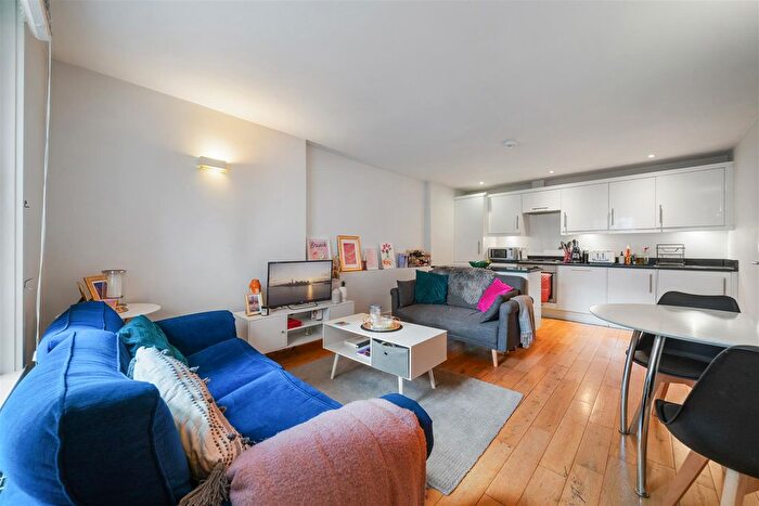 2 Bedroom Property To Rent In Old Dairy Mews, London, SW4