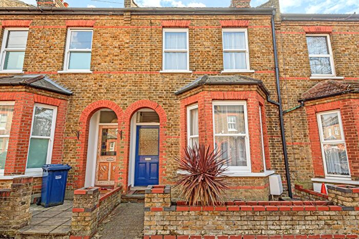 3 Bedroom Terraced House For Sale In Theobalds Avenue, London, N12