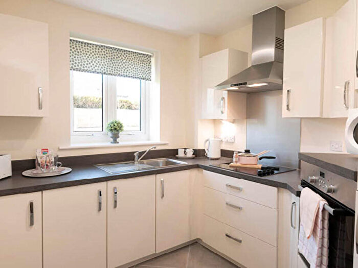 2 Bedroom Retirement Property To Rent In Tyn-Y-Gongl, Benllech, Isle Of Anglesey, LL74