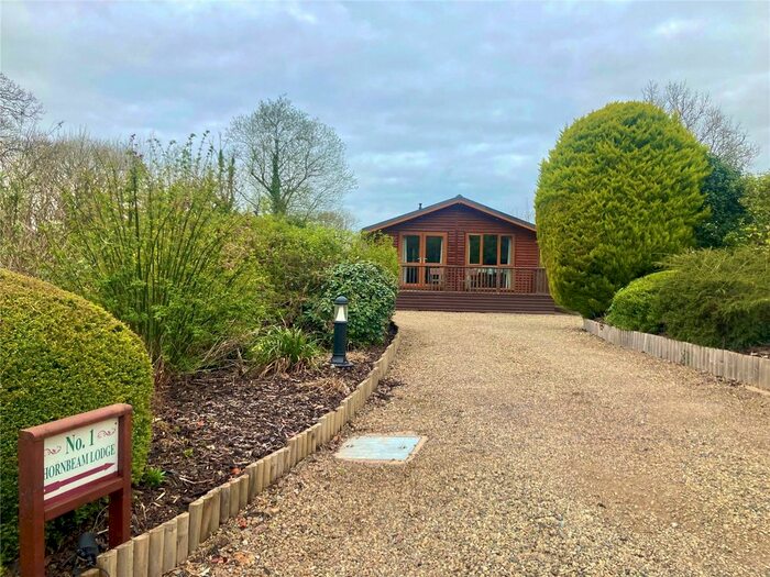 2 Bedroom Detached House For Sale In Herons Brook, Narberth, Sir Benfro, SA67