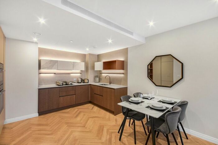 2 Bedroom Flat To Rent In Sands End Lane, Fulham, SW6