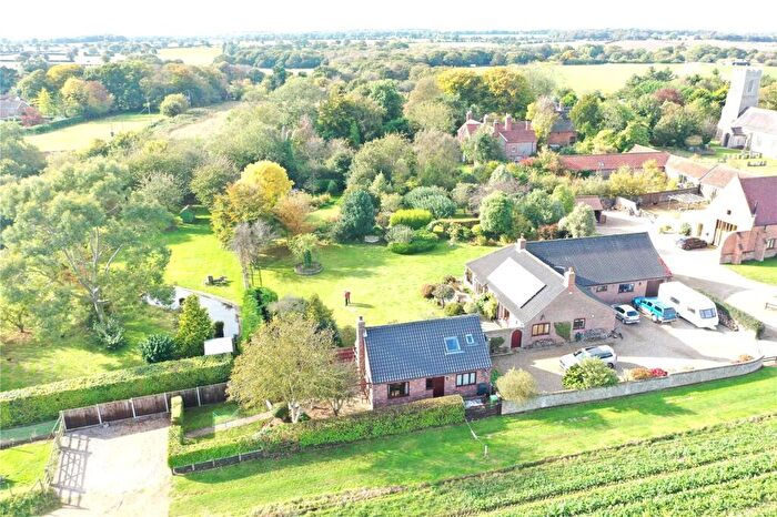 5 Bedroom Bungalow For Sale In Happisburgh Road, Ridlington, North Walsham, Norfolk, NR28