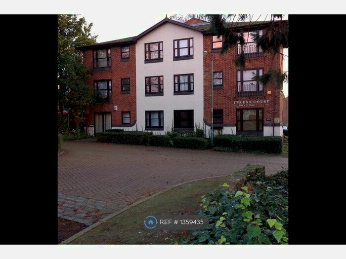 2 Bedroom Flat To Rent In Cypress Court Grange Road, Gillingham, ME7