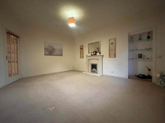 2 Bedroom Flat To Rent In Abbey Road, Auchterarder, Perth, PH3