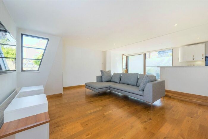 2 Bedroom Flat To Rent In Montagu Row, Marylebone, London, W1U