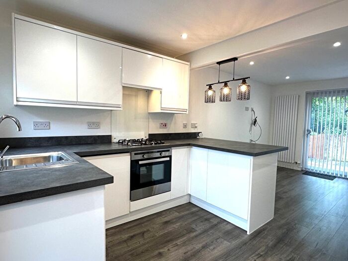 2 Bedroom Property To Rent In Durisdeer Drive, Hamilton, ML3