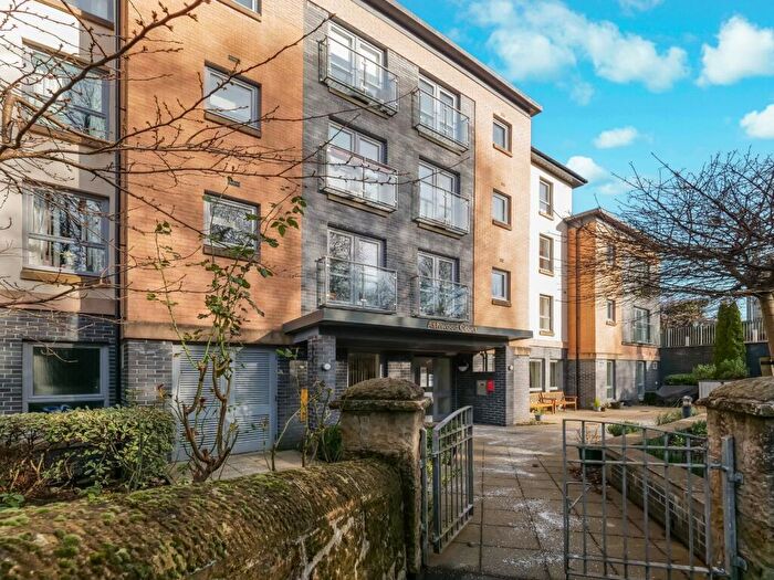 1 Bedroom Flat For Sale In Victoria Road, Paisley, Renfrewshire, PA2