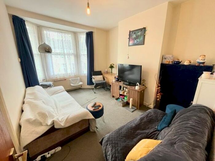 1 Bedroom Flat To Rent In Gladstone Place, Brighton, BN2