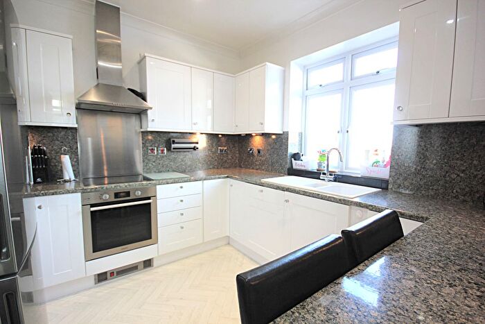 4 Bedroom Detached Bungalow For Sale In Persley Road, Bournemouth, BH10