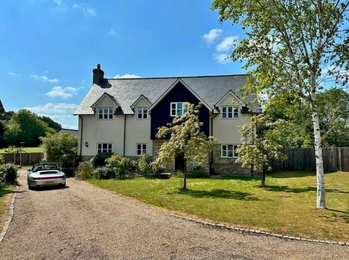 5 Bedroom Detached House For Sale In Farm Pl, SG11