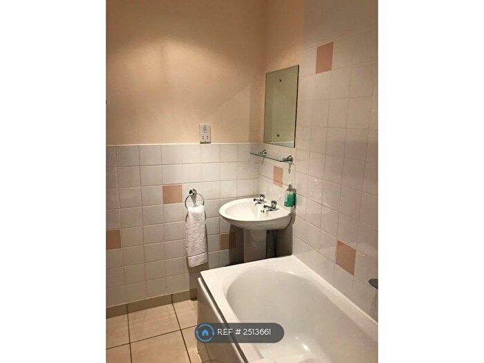 1 Bedroom Flat To Rent In Washington Street, Workington, CA14