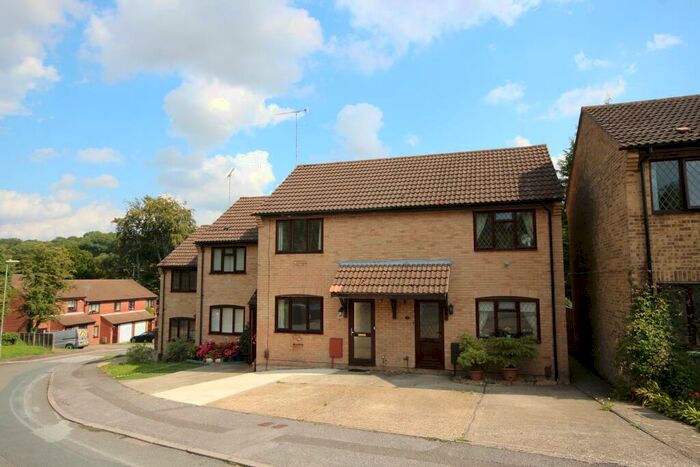 2 Bedroom House To Rent In The Yews, Horndean, PO8