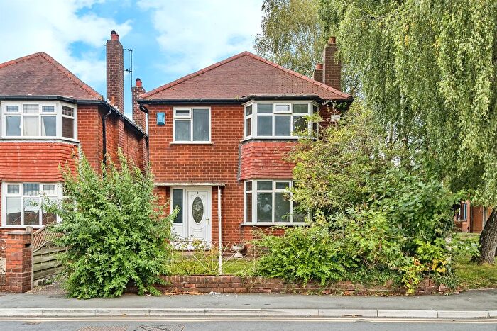 3 Bedroom Detached House For Sale In Bull Street, Dudley, DY1
