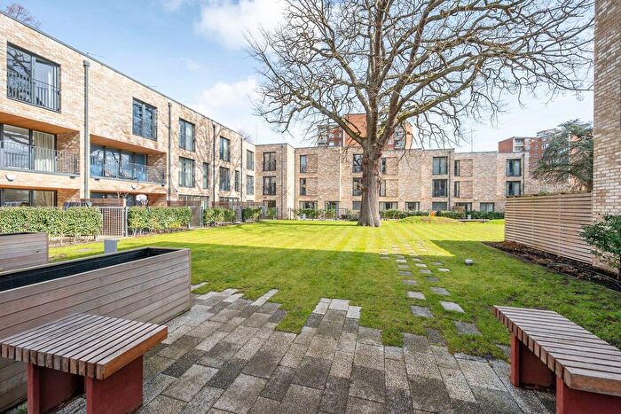 1 Bedroom Flat To Rent In Beatrice Place, Southfields, London, SW19