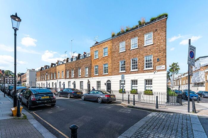 3 Bedroom Property To Rent In Bourne Street, Belgravia, London, SW1W