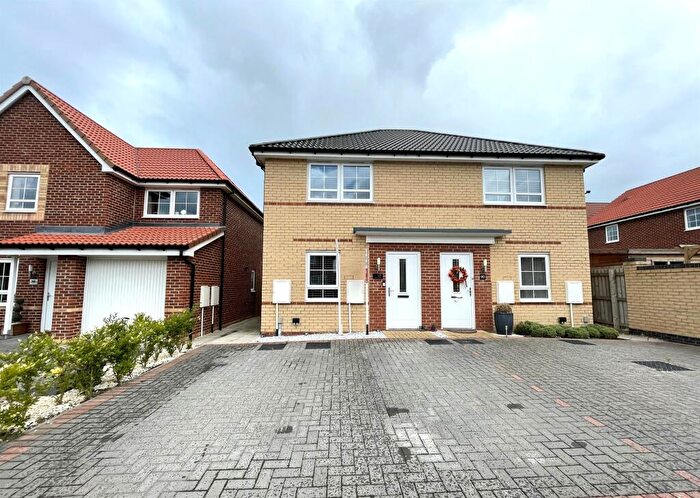 2 Bedroom Semi-Detached House For Sale In Mirabelle Way, Harworth, Doncaster, DN11