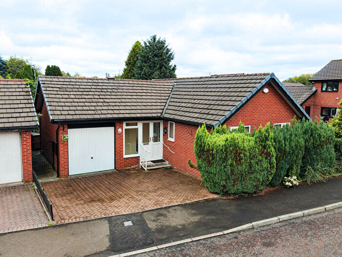 2 Bedroom Detached Bungalow For Sale In Bowlers Walk, Rochdale, OL12