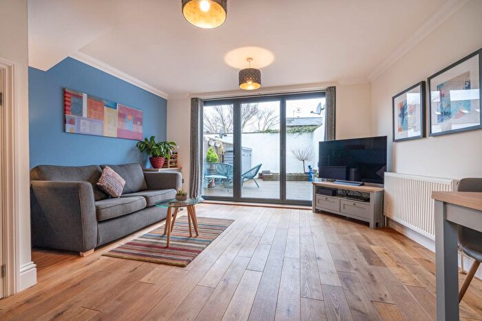 2 Bedroom End Terrace House For Sale In Castle Street, Southborough, Tunbridge Wells (Complete Chain), TN4