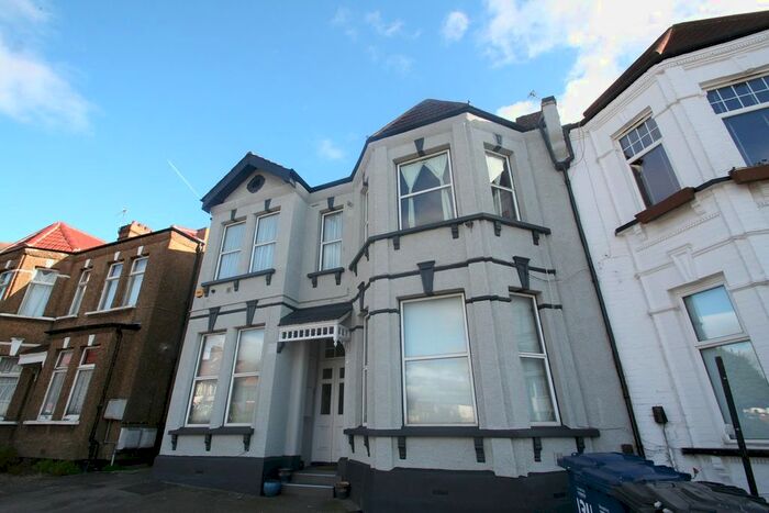 1 Bedroom Flat To Rent In Station Road, London NW4