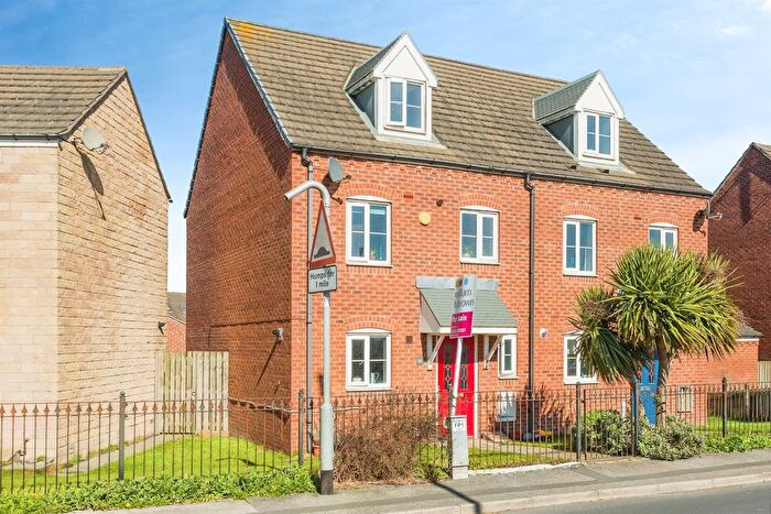 3 Bedroom Semi Detached House For Sale In Longthorpe Lane, Thorpe, Wakefield, WF3