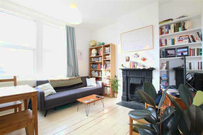 1 Bedroom Flat To Rent In Teesdale Street, Bethnal Green, E2