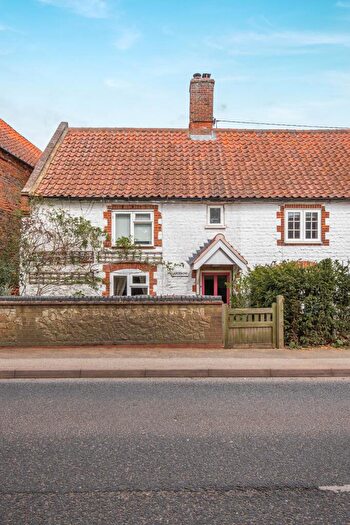 2 Bedroom Cottage For Sale In Chain Free In Thornham, PE36