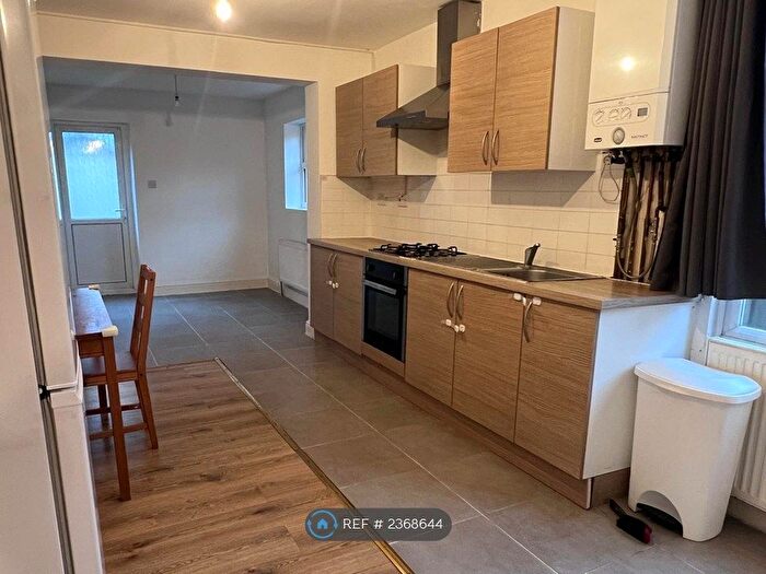 2 Bedroom Flat To Rent In Burrard Road, London, NW6