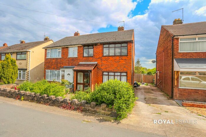 3 Bedroom Semi-Detached House To Rent In Newbury Lane, Oldbury, West Midlands, B69