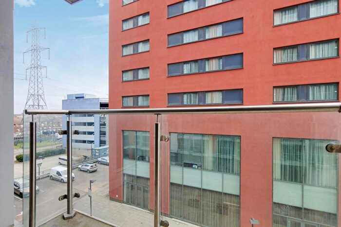 1 Bedroom Flat To Rent In The Oxygen, Royal Docks, London, E16