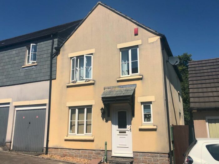 3 Bedroom House To Rent In Lyndon Court, Pillmere, Saltash, PL12