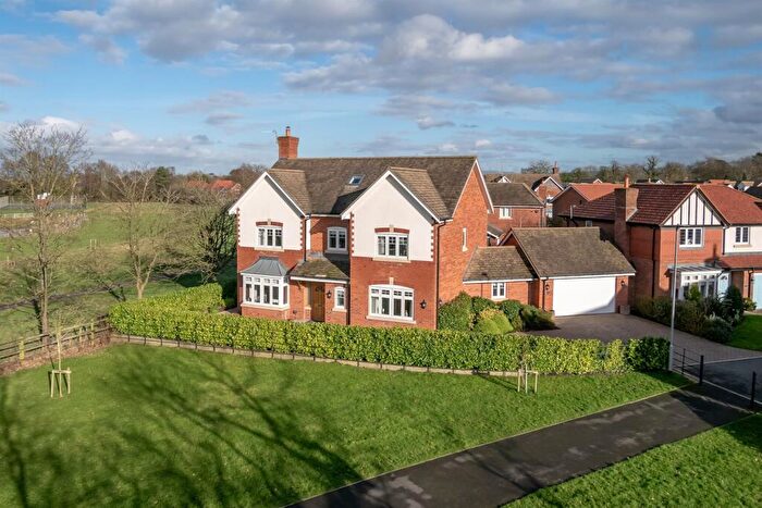 5 Bedroom Detached House For Sale In Robinson Close, Wilmslow, SK9