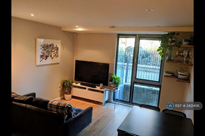 1 Bedroom Flat To Rent In Blackthorn Avenue, London, N7