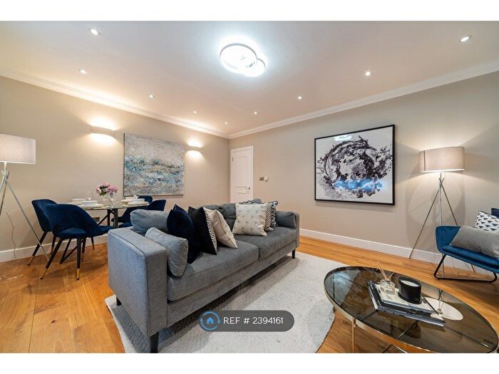 3 Bedroom Flat To Rent In Sydney Place, London, SW7