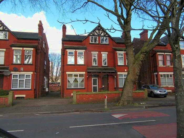 1 Bedroom Flat To Rent In Ayres Road, Manchester, Greater Manchester. M16
