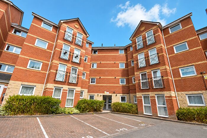1 Bedroom Flat To Rent In Thackhall Street, Coventry, CV2