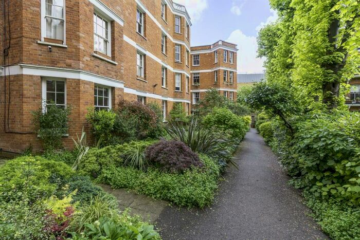 1 Bedroom Flat To Rent In Highbury Crescent, London, N5
