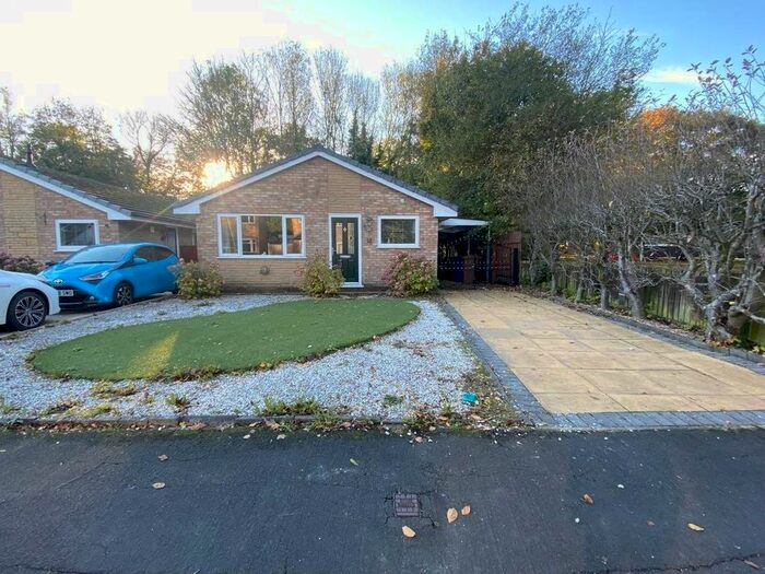 2 Bedroom Detached Bungalow To Rent In Deerfold, Chorley PR7