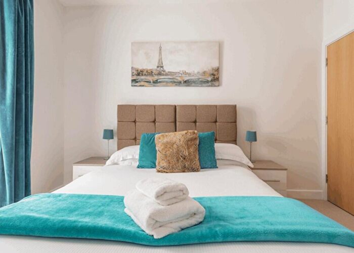 1 Bedroom Serviced Apartments To Rent In Huntingdon Road, Redhill, Surrey, RH1