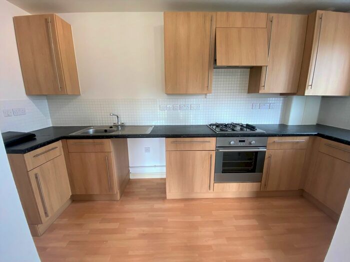 1 Bedroom Flat To Rent In Elham Court, Matfield Close, Ashford, TN23