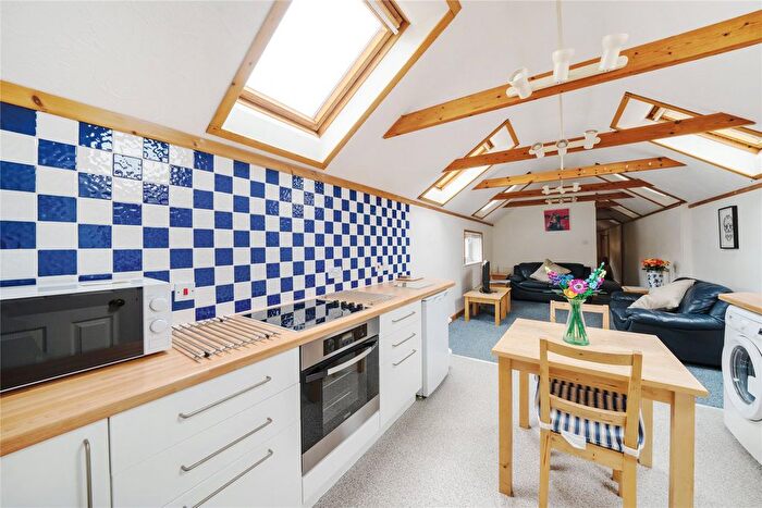 2 Bedroom Flat To Rent In Station Road, Sway, Lymington, SO41