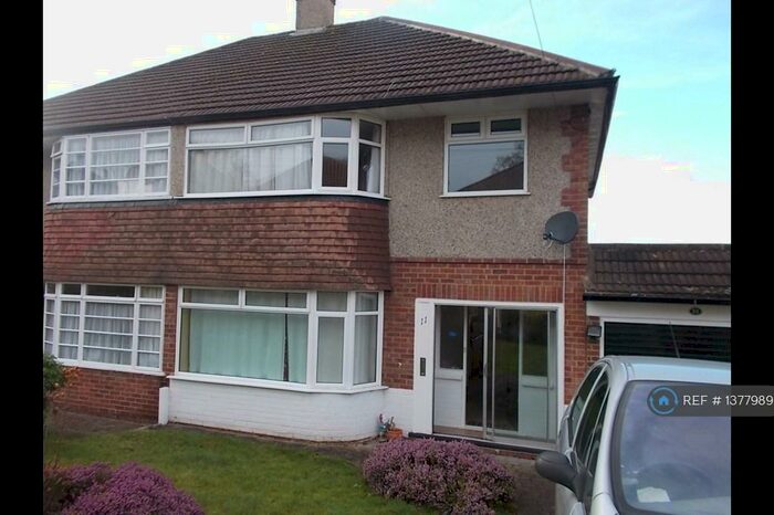 3 Bedroom Semi-Detached House To Rent In Oakwood Close, Redhill, RH1