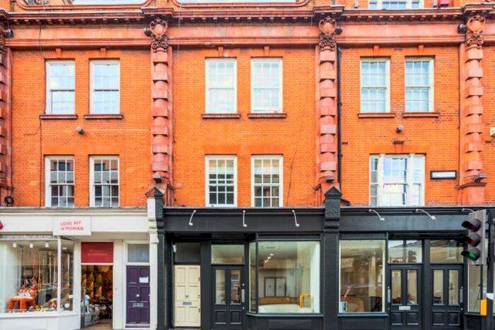 3 Bedroom Maisonette To Rent In Kings Road, Chelsea, SW3