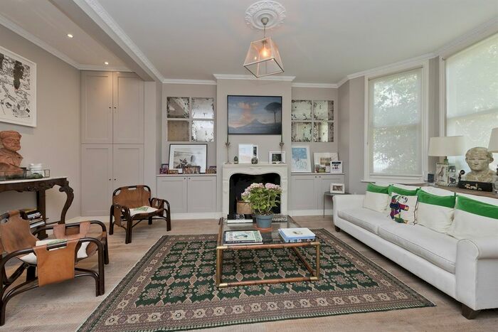 5 Bedroom Detached House To Rent In Finstock Road, London, W10