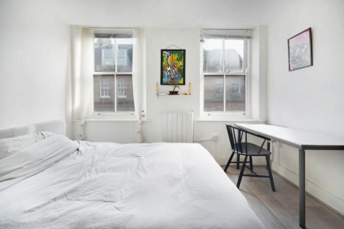 2 Bedroom Flat To Rent In Brick Lane, Liverpool Street, E1