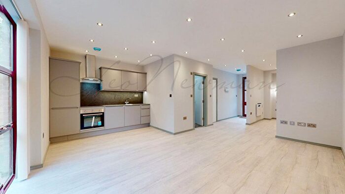 Studio To Rent In Coronation Road, Basingstoke, RG21